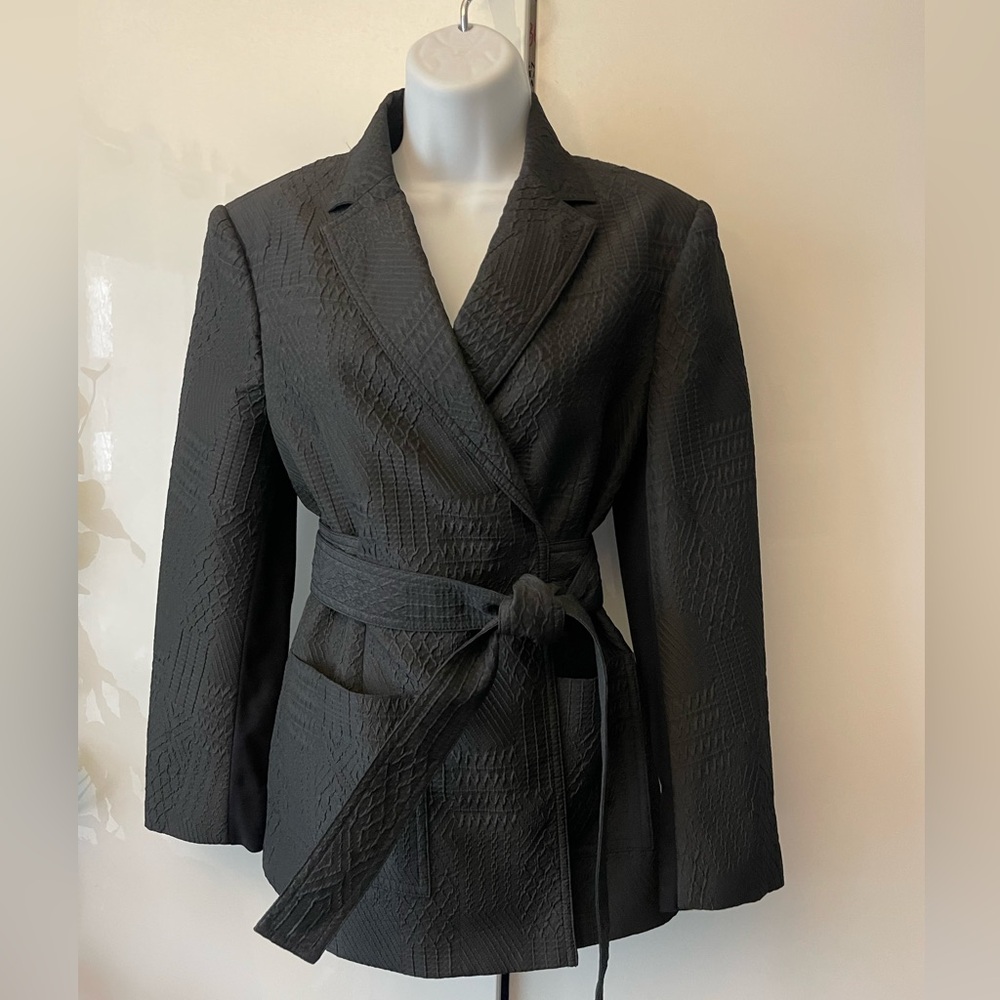 BCBGMAXAZRIA Black textured wrap blazer jacket
Size small
